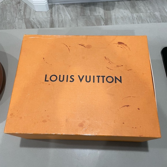 LOUIS VUITTON LV STELLAR
HIGH TOP DENIM BLUE WOMENS SIZE 7.5 - Picture 3 of 4